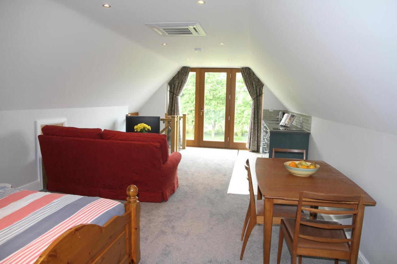 Superb Stokesby Barn Apartment - Norfolk Broads & Norwich Eksteriør billede